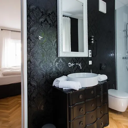 Kirchenwirt An Der Weinstrasse - Boutique